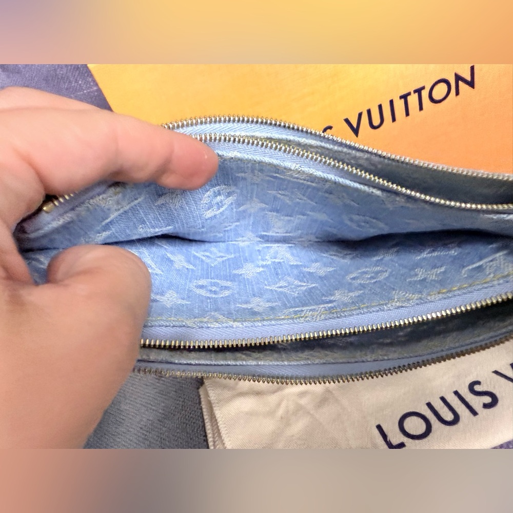 Louis Vuitton pochette LIV monogram DENIM bag - Picture 9 of 11